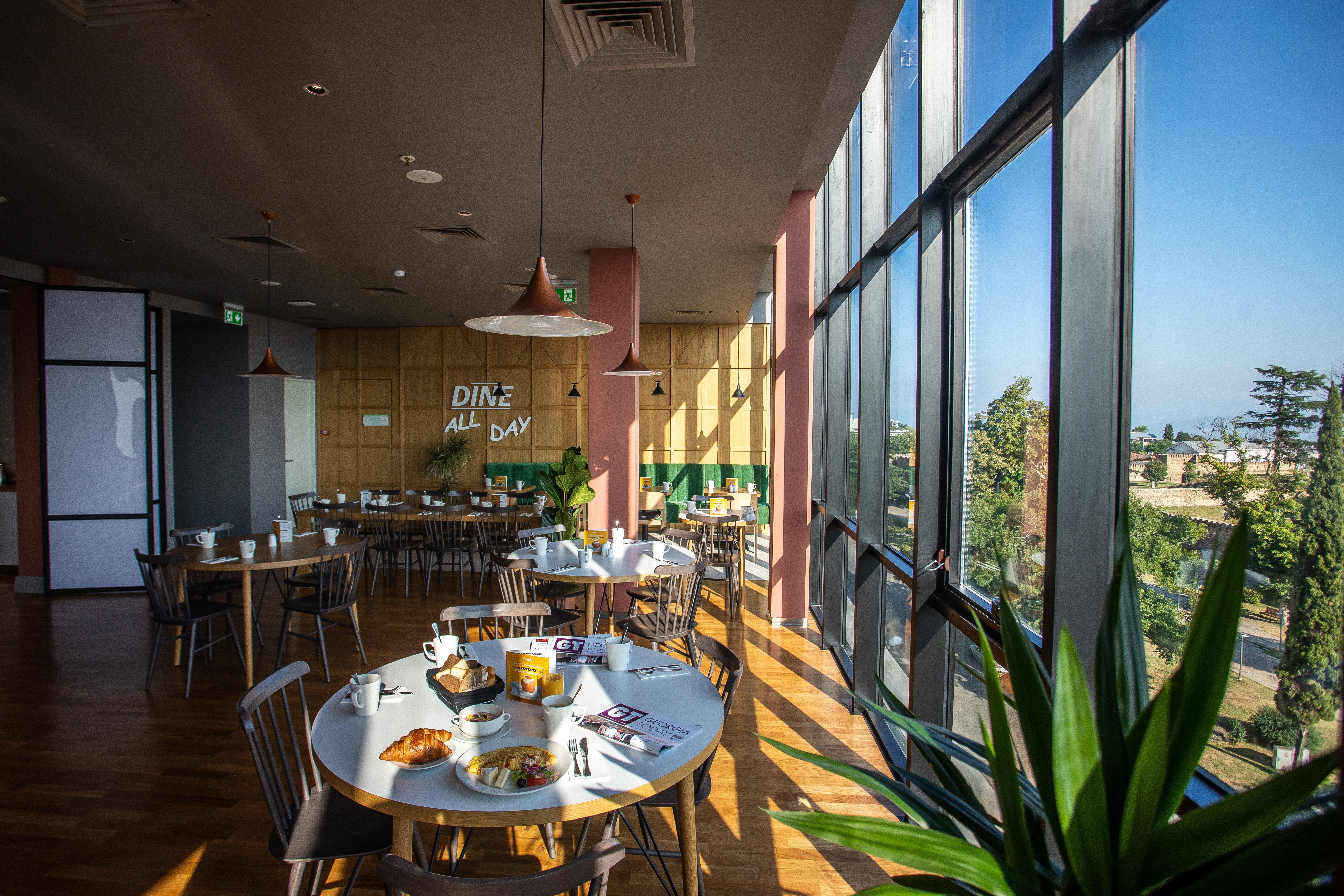 Holiday Inn Telavi By Ihg Exterior foto